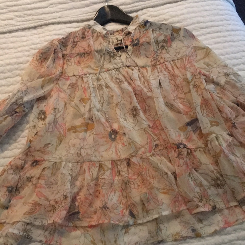 Lucky Brand top